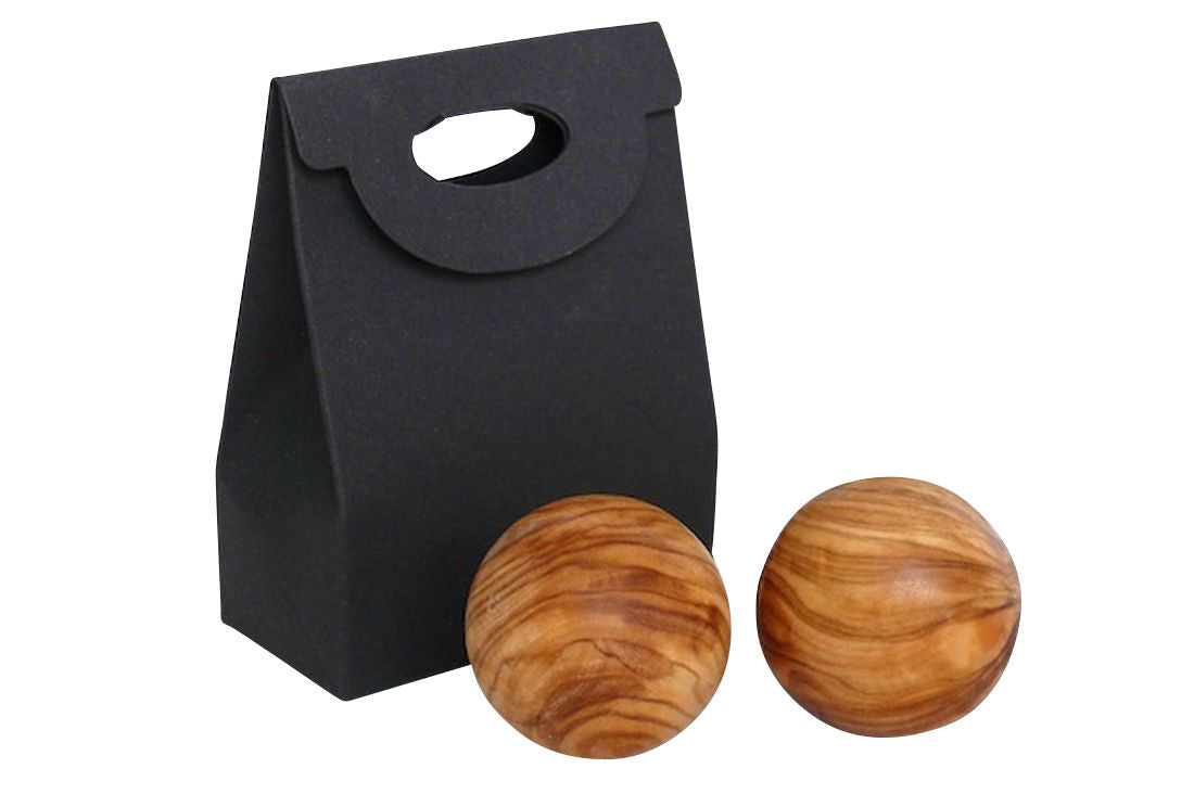 Qi Gong Kugeln aus Olivenholz mit Geschenkverpackung