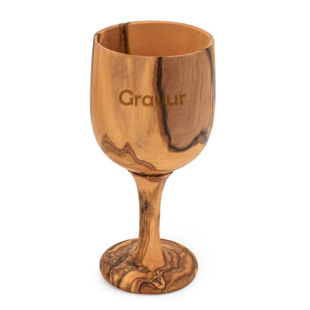 Weinkelch aus Olivenholz mit Gravur