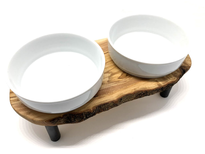 Raised rustic olive wood feeding station with two porcelain bowls 2x1500ml