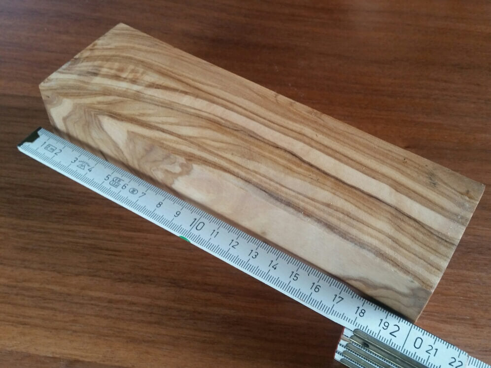 Kantholz aus Olivenholz zum Drechseln (60 x 60 x 200 mm) 