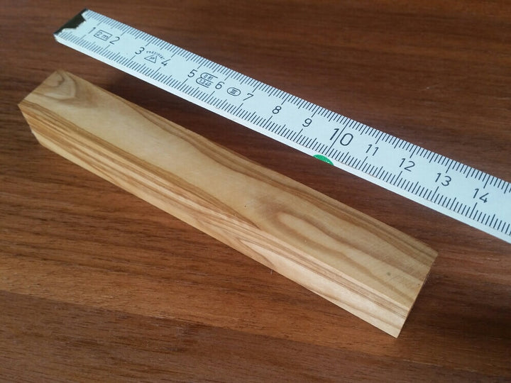 Quadratische Kantel für Stifte für DIY Projekte 140mm Länge